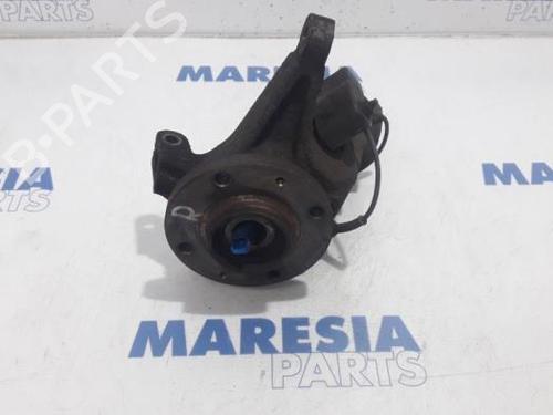 Used Right front steering knuckle PEUGEOT 206 CC (2D) 1.6 16V (2DNFUF, 2DNFUR) (109 hp) 31411137