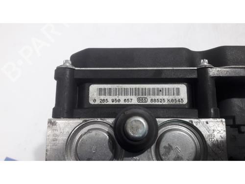 ABS pump CITROËN C5 III (RD_) 1.6 HDi 110 (RD9HZC) | BP31390989M43 - Image 4