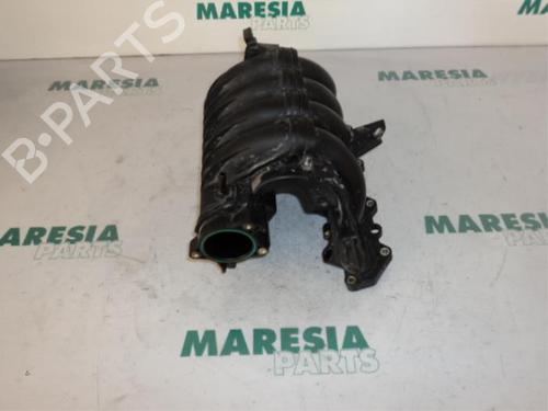 Used Injection rail PEUGEOT 206 Hatchback (2A/C) 1.6 16V (109 hp) 31387950