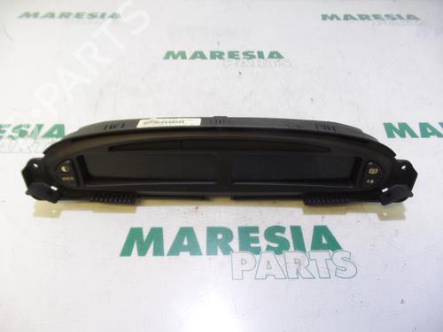 Used Instrument cluster Instrument cluster 31424745 31424745