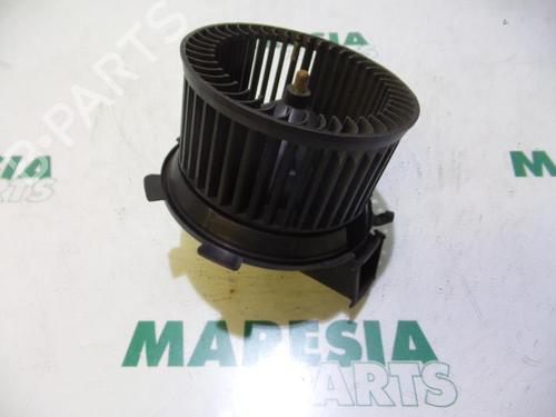 Used Heater blower motor PEUGEOT 206 Hatchback (2A/C) 1.1 i (60 hp) 31415436