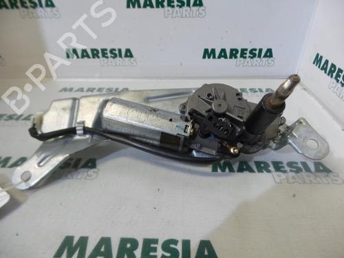 Used Rear wiper motor RENAULT LAGUNA I (B56_, 556_) 2.0 (114 hp) 31536077