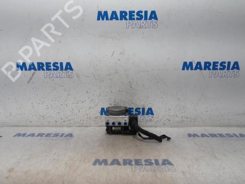Used ABS pump FIAT PUNTO EVO (199_) 1.3 D Multijet (84 hp) 31515986