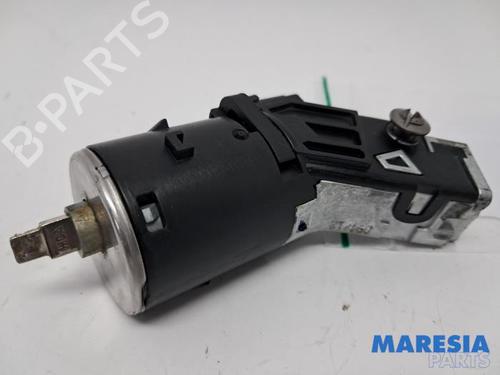 Used Ignition barrel PEUGEOT 208 I (CA_, CC_) 1.4 VTi (95 hp) 31512694