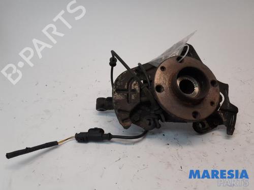 Mangueta delantera izquierda LANCIA YPSILON (312_) 0.9 TwinAir (312.PXG11, 312.PXG1A, 312.YXG11, 312.YXG1A) (86 hp) 31527795