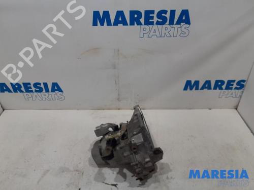 Used Gearbox PEUGEOT 208 I (CA_, CC_) 1.2 VTI 82 (82 hp) 31414435