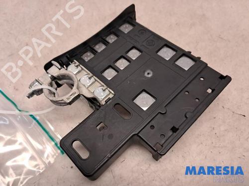 Used Fuse box Fuse box ALFA ROMEO TONALE (965_) 1.5 Mild Hybrid (131 hp) 39932498 39932498