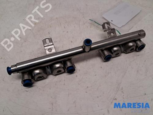 Used Injection rail CITROËN C5 III (RD_) 1.6 THP 155 (RD5FV8, RD5FNA) (156 hp) 31442844