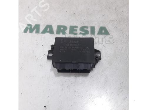 Used Electronic module RENAULT GRAND SCÉNIC III (JZ0/1_) 1.5 dCi (JZ09, JZ0D, JZ10, JZ14, JZ1G, JZ29, JZ2C) (110 hp) 31463482
