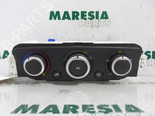 climate-control-renault-megane-iii-grandtour-kz01-2008-2009-2010-2011-2012-2013-2014-2015-2016-31535288 main image