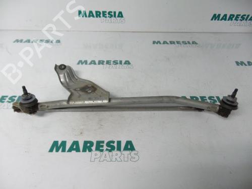Used Front wipers mechanism DACIA LOGAN (LS_) 1.6 16V (LS09, LS0L, LS0M, LS0P, LS0V, LS18, LS1S, LS1V,... (105 hp) 31456073