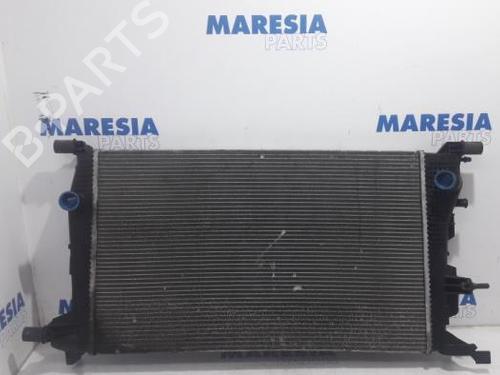 Used Water radiator RENAULT MEGANE III Grandtour (KZ0/1) 1.5 dCi (KZ0C, KZ1A) (90 hp) 31439749