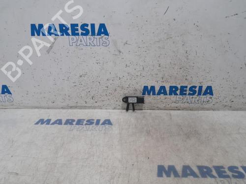 Used Electronic sensor Electronic sensor RENAULT CLIO IV Grandtour (KH_) 1.5 dCi 90 (KHN3, KHN4) (90 hp) 31444880 31444880