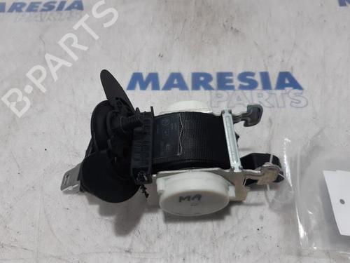 Used Rear center seatbelt PEUGEOT 5008 (0U_, 0E_) 1.6 16V (120 hp) 31454798