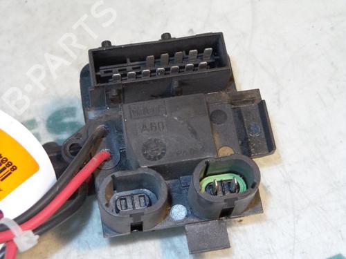 electronic-sensor-renault-clio-ii-bb_-cb_-1998-1999-2000-2001-2002-2003-2004-2005-2006-2007-2008-2009-2010-2011-2012-2013-2014-2015-2016-31474696 main image