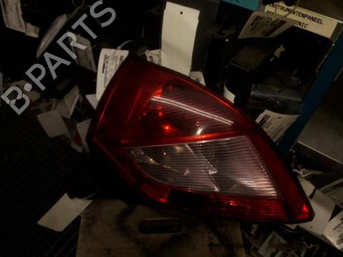 right-taillight-renault-megane-ii-bm01_-cm01_-2001-2002-2003-2004-2005-2006-2007-2008-2009-2010-2011-2012-31477996 main image