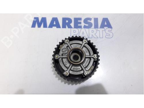 Used Pulley RENAULT GRAND SCÉNIC II (JM0/1_) 2.0 (135 hp) 31500005