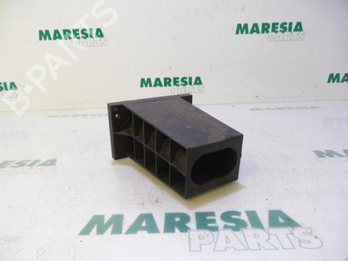 Used Front bumper reinforcement CITROËN C4 Grand Picasso I (UA_) 1.8 i 16V (125 hp) 31525705