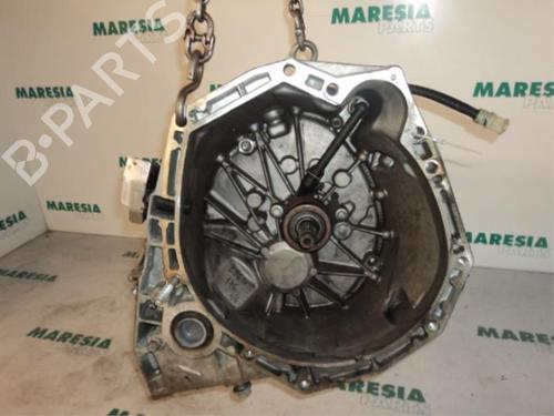 Used Gearbox RENAULT MEGANE III Grandtour (KZ0/1) 1.5 dCi (KZ09, KZ0D, KZ1G, KZ29, KZ14, KZ1W, KZ10, KZ1F,... (110 hp) 31518256