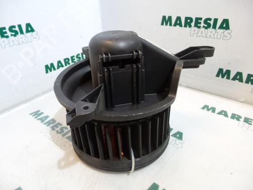 Used Heater blower motor CITROËN BERLINGO / BERLINGO FIRST Box Body/MPV (M_) 1.9 D 70 (MBWJZ, MCWJZ) (69 hp) 31408661