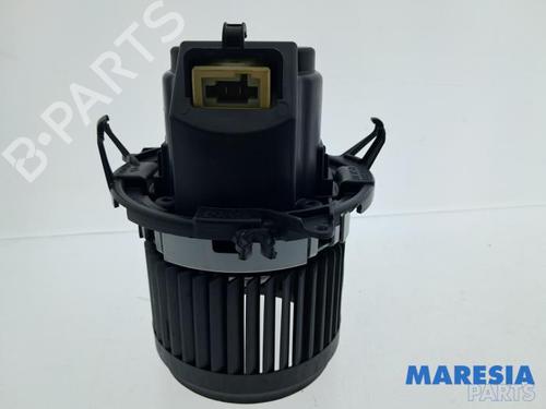 Used Heater blower motor Heater blower motor RENAULT CAPTUR I (J5_, H5_) 1.3 TCe 150 (J5NK, J5JS) (150 hp) 40093068 40093068