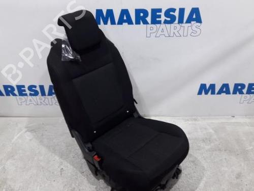 Sæde sæt PEUGEOT 5008 (0U_, 0E_) 1.6 HDi (110 hp) 31457613