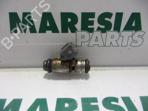 Used Injector RENAULT LAGUNA I Grandtour (K56_) 1.6 16V (K568) (107 hp) 31535690