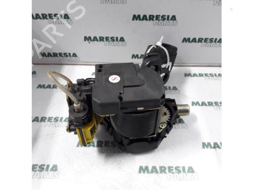 Used Front left seatbelt FIAT MULTIPLA (186_) 1.9 JTD 105 (186AXB1A) (105 hp) 31535160