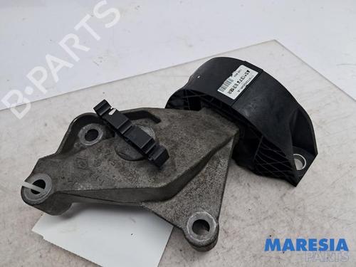 Used Gearbox mount Gearbox mount RENAULT CLIO IV (BH_) 0.9 TCe 90 (BHNF, BHMA, BHMH, BHJK, BHJR) (90 hp) 40462867 40462867