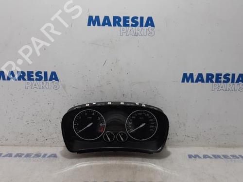 Used Instrument cluster RENAULT LAGUNA III (BT0/1) 2.0 16V (BT05, BT0F, BT0W) (140 hp) 31432145