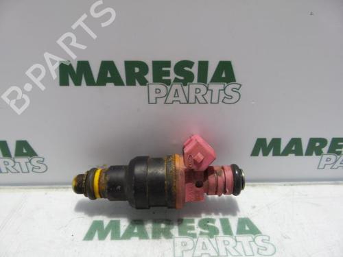 Used Injector RENAULT TWINGO I (C06_) 1.2 (C063, C064) (55 hp) 31477092
