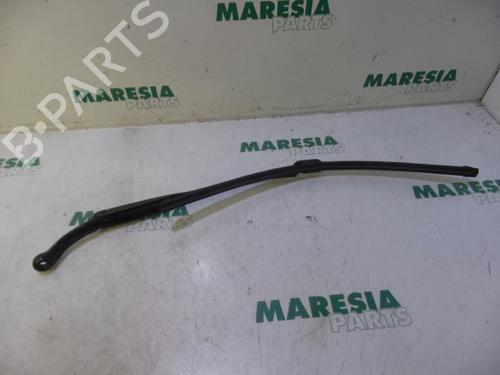 front-windshield-wiper-arm-fiat-panda-312_-319_-2012-31476775 main image
