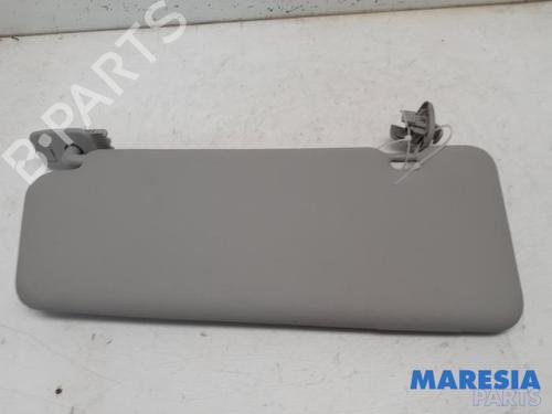 Used Right sun visor RENAULT ZOE Hatchback Van (BFM_) Electric (BFME) (92 hp) 31417031