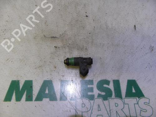 injector-renault-scenic-i-mpv-ja01_-fa0_-1999-2000-2001-2002-2003-2004-2005-2006-2007-2008-2009-2010-31397041 main image