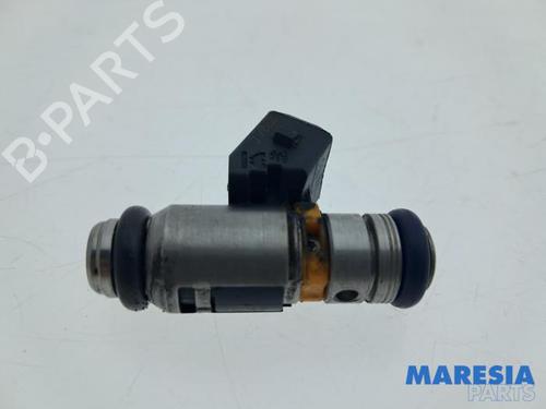 Spreder / Dyse Spreder / Dyse FIAT 500 (312_) 1.2 (312AXA1A) (69 hp) 37523962 37523962
