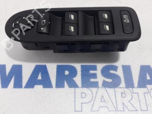 Used Switch PEUGEOT 308 SW I (4E_, 4H_) 1.6 HDi (112 hp) 31452039