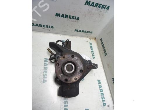 Used Left front steering knuckle LANCIA LYBRA SW (839_) 1.9 JTD (839BXD1A) (105 hp) 31531595