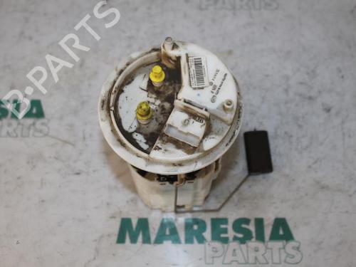 Used Fuel pump FIAT FIORINO Box Body/MPV (225_) 1.3 D Multijet (225BXD1A, 225BXB1A, 225BXB11) (75 hp) 31411666