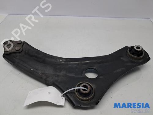 Used Left front suspension arm RENAULT MEGANE IV Hatchback (B9A/M/N_) 1.2 TCe 130 (B9MR) (130 hp) 31518697