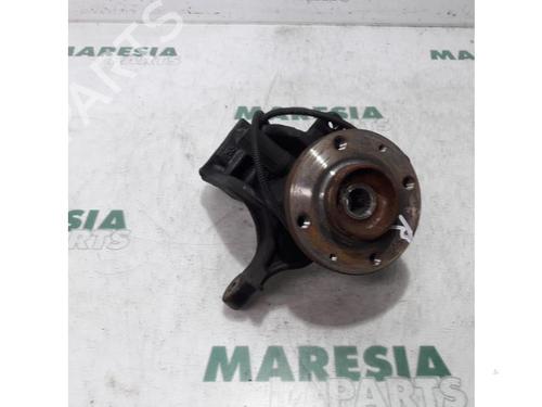 Used Right front steering knuckle PEUGEOT 208 I (CA_, CC_) 1.2 VTI 82 (82 hp) 31426138