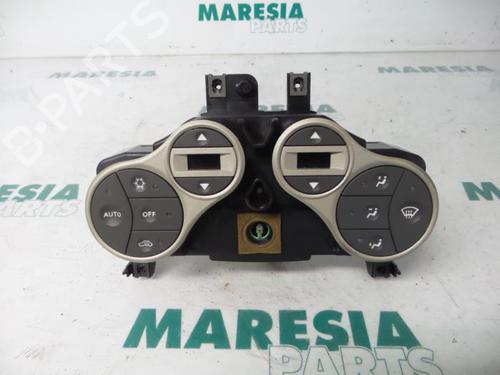 Used Climate control FIAT PANDA (169_) 1.2 (169.AXB11, 169.AXB1A) (60 hp) 31490075