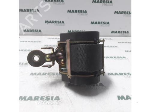 Used Front right seatbelt RENAULT LAGUNA II Grandtour (KG0/1_) 1.9 dCi (KG0E, KG0R) (100 hp) 31482868