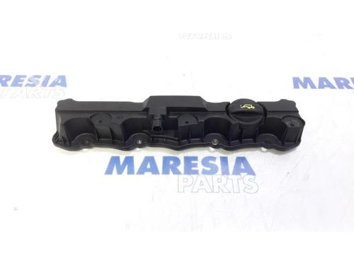 Used Valve cover CITROËN BERLINGO MULTISPACE (B9) 1.6 (90 hp) 31460208