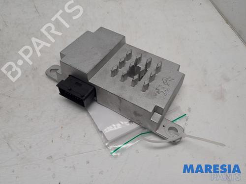 Used Electronic module CITROËN C4 III (BA_, BB_, BC_) ë-C4 (BCZKXC, BZCKSC) (136 hp) 31457386