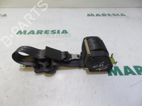 Used Rear center seatbelt RENAULT CLIO II (BB_, CB_) 1.2 (BB0A, BB0F, BB10, BB1K, BB28, BB2D, BB2H, CB0A,... (58 hp) 31525592