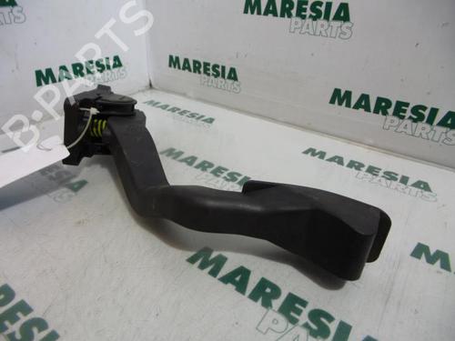 electronic-module-peugeot-307-break-3e-2002-2003-2004-2005-2006-2007-2008-2009-31528562 main image