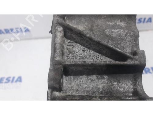 Front right seatbelt PEUGEOT 208 I (CA_, CC_) 1.2 VTI 82 | BP31404329I25