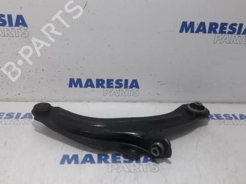 left-front-suspension-arm-renault-clio-iv-grandtour-kh_-2012-2013-2014-2015-2016-2017-2018-2019-2020-2021-31513815 main image