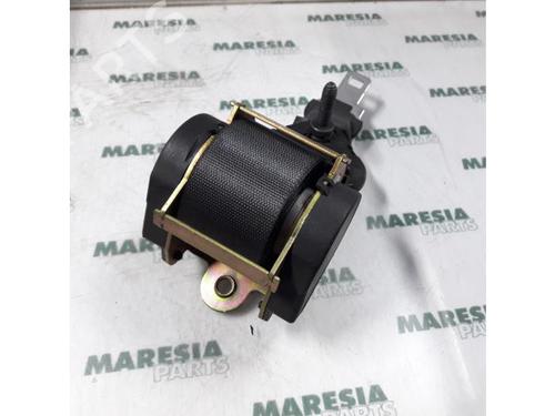 Cinto de segurança traseiro central RENAULT SCÉNIC II (JM0/1_) 1.6 16V (JM1R) (112 hp) 31465942