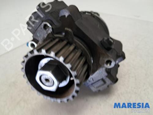 Used Fuel pump PEUGEOT 5008 (0U_, 0E_) 1.6 HDi (114 hp) 31441420